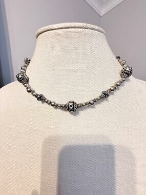 Vintage Silver Tone Toggle Beaded Necklace 14”